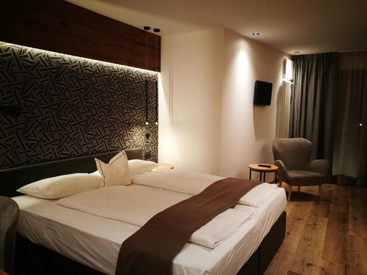 Hotel Cevedale Living Romance Hotel Cogolo Buitenkant foto