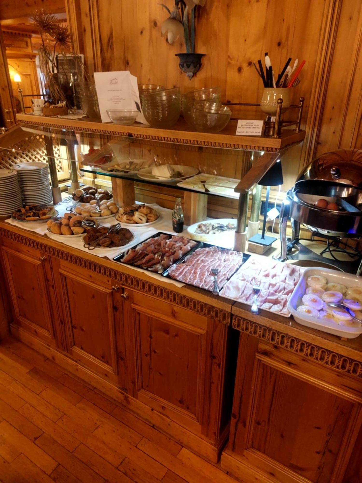Hotel Cevedale Living Romance Hotel Cogolo Buitenkant foto