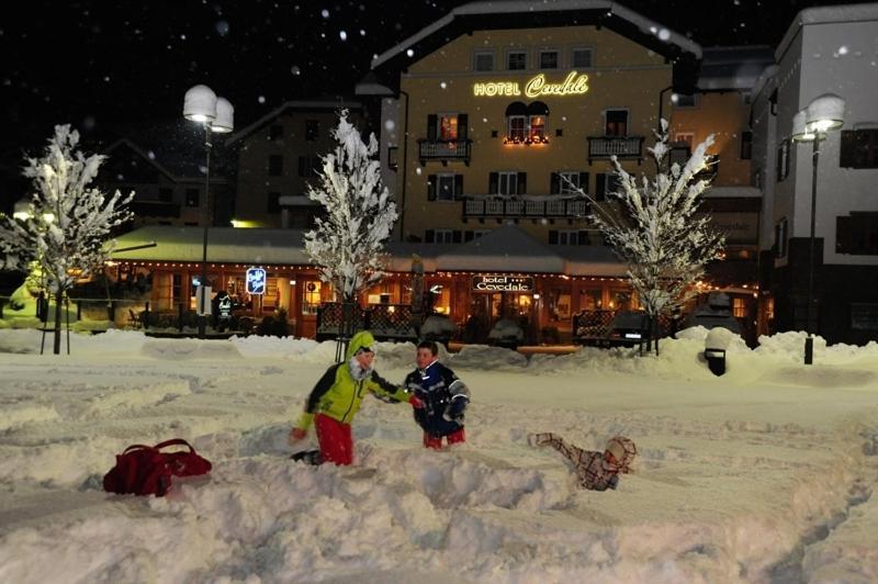 Hotel Cevedale Living Romance Hotel Cogolo Buitenkant foto